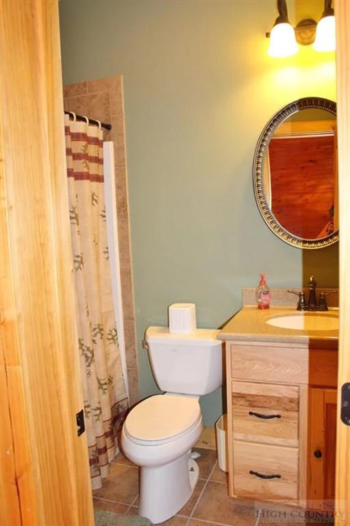 Image number 11 for the current listing