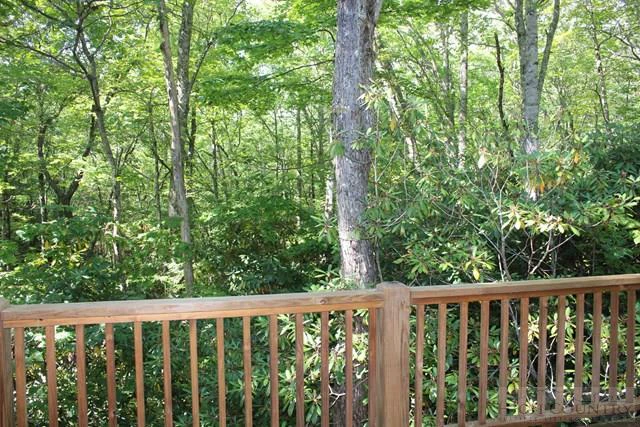 Image number 2 for the current listing
