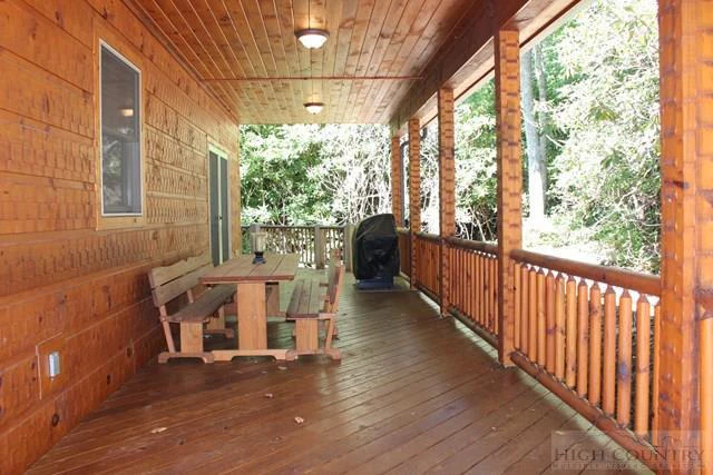 Image number 12 for the current listing