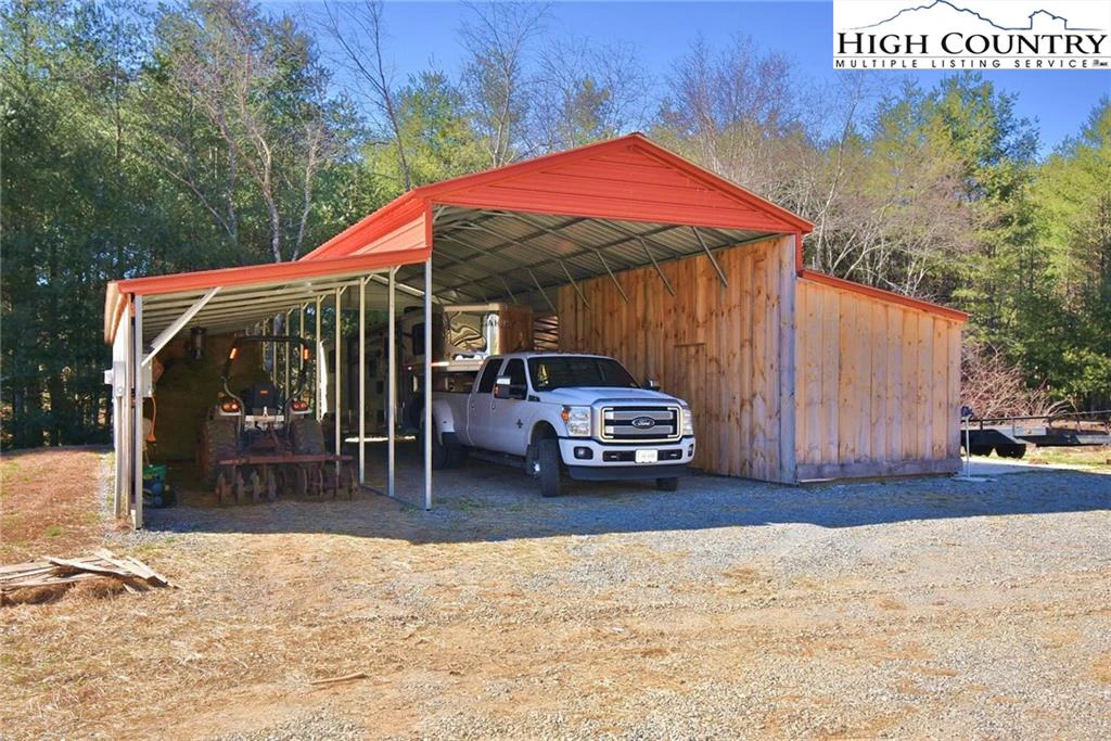 Image number 6 for the current listing
