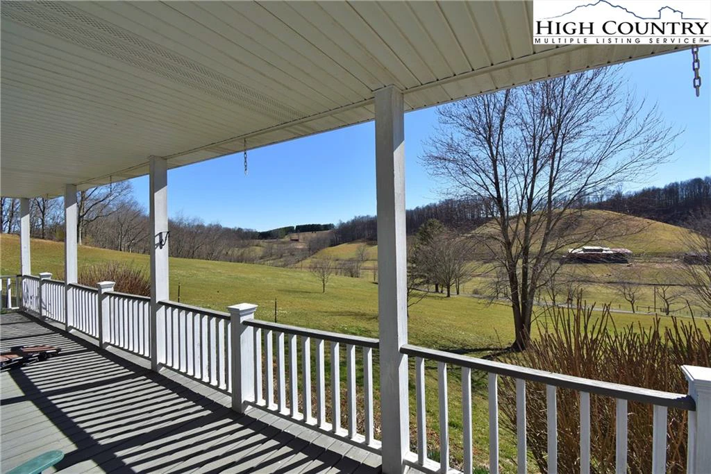 Image number 9 for the current listing