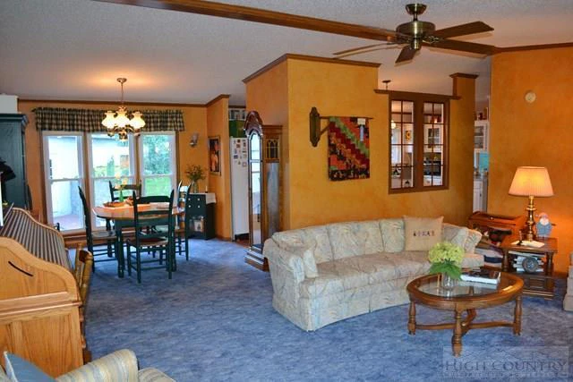 Image number 6 for the current listing