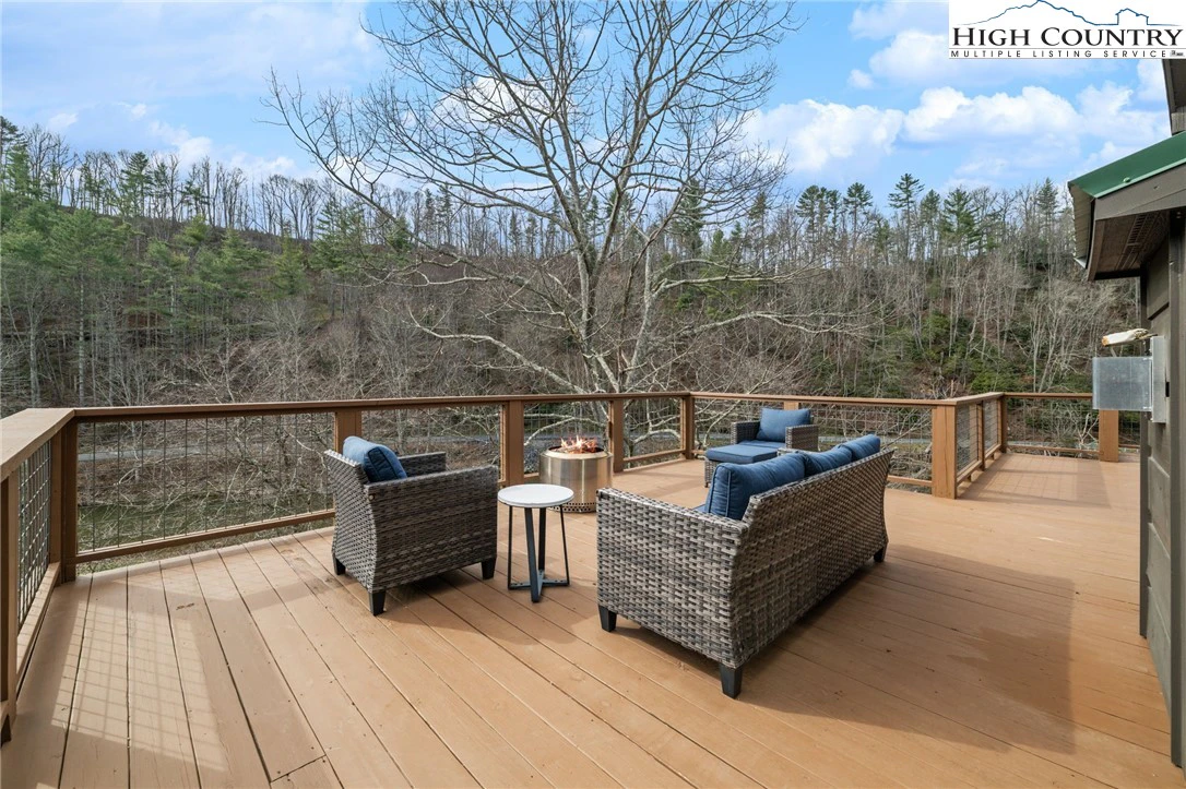 Image number 10 for the current listing