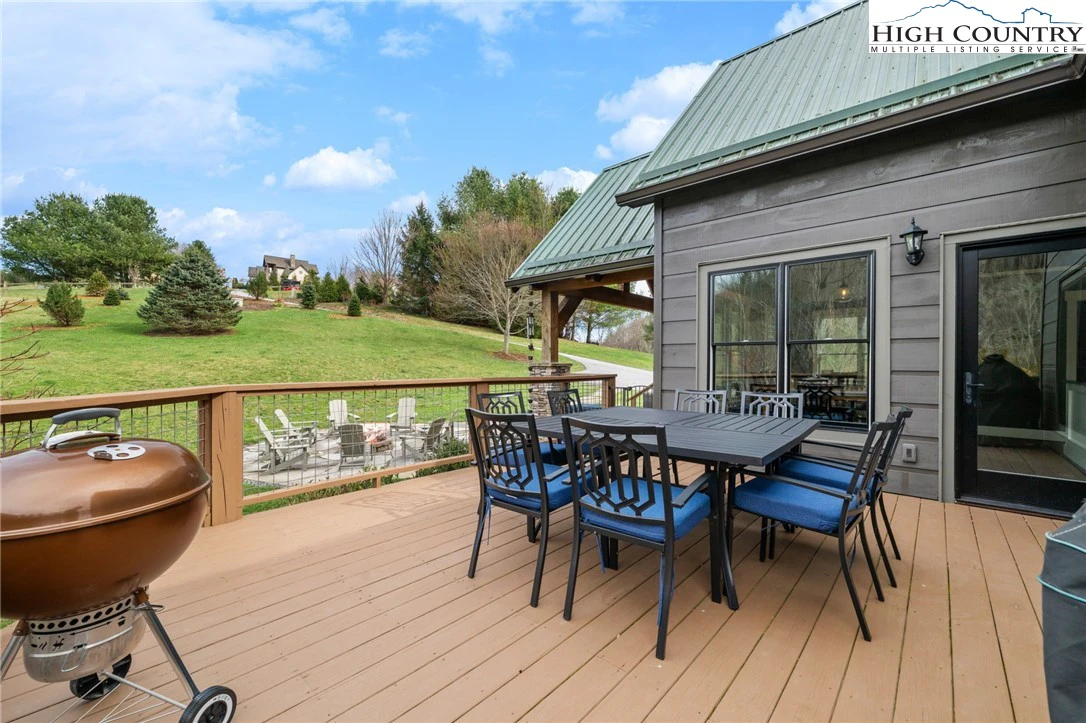 Image number 12 for the current listing