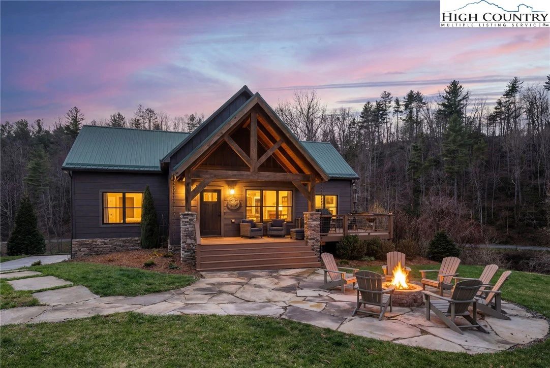 Image number 18 for the current listing