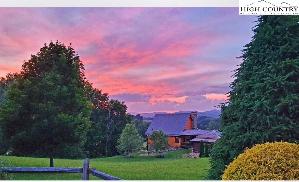 Image number 3 for the current listing