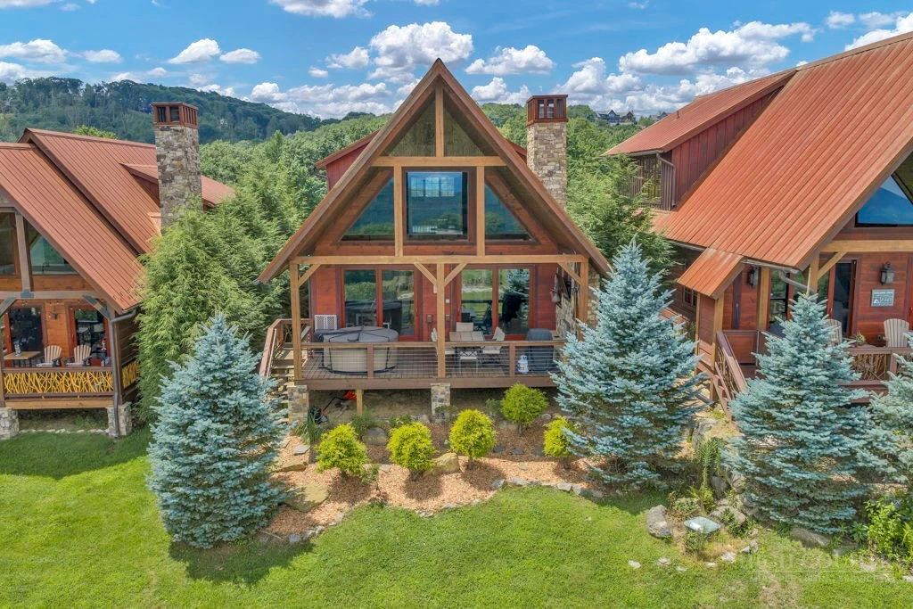Image number 2 for the current listing