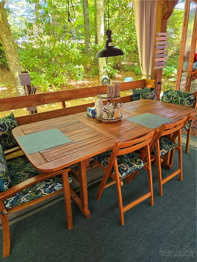 Image number 10 for the current listing