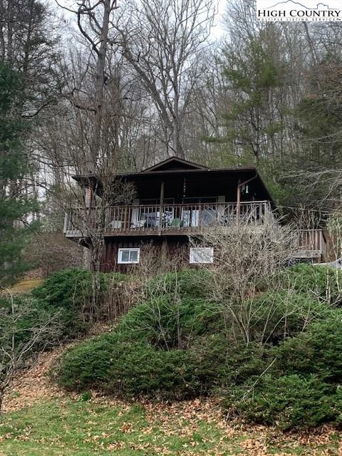 Image number 14 for the current listing