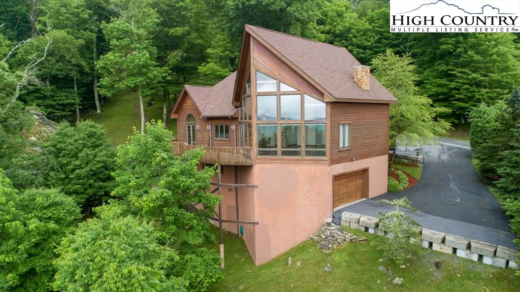 Image number 4 for the current listing