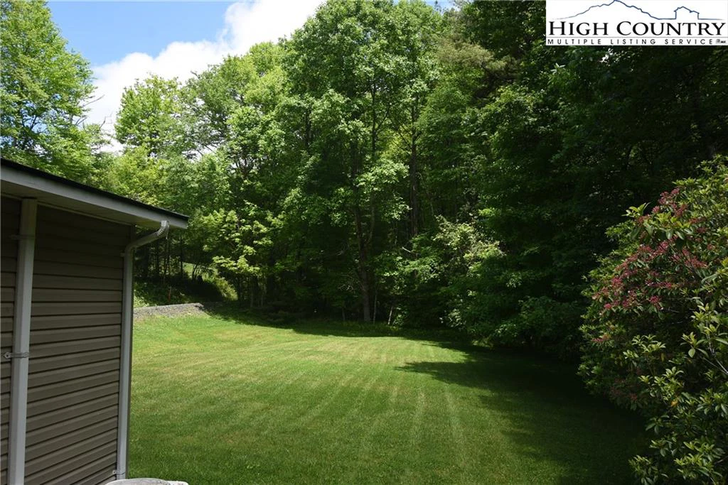 Image number 7 for the current listing