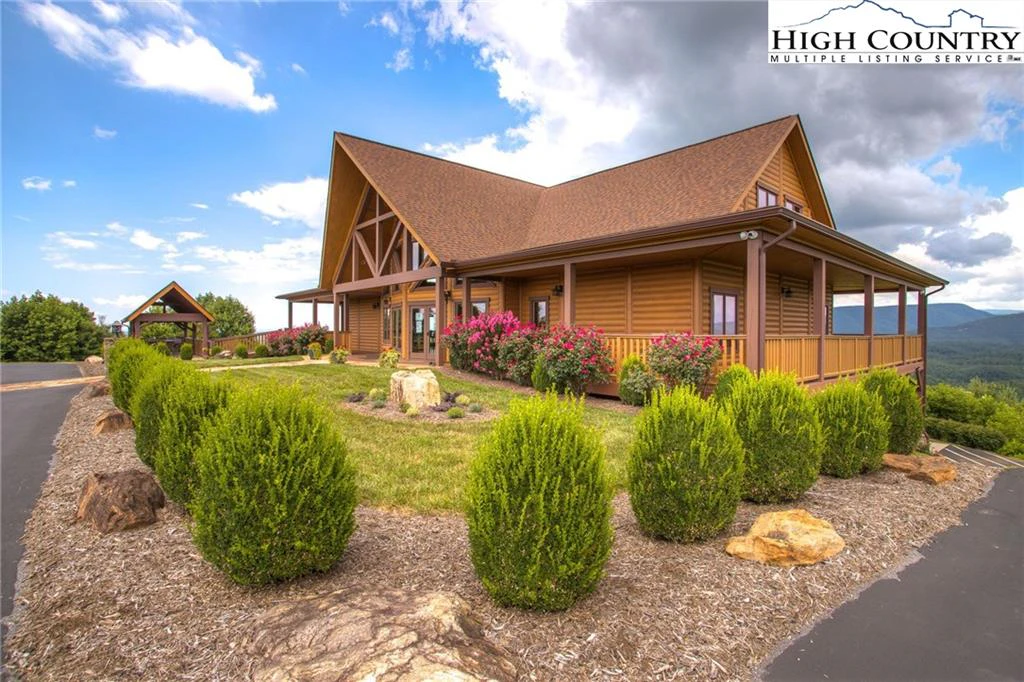 Image number 5 for the current listing