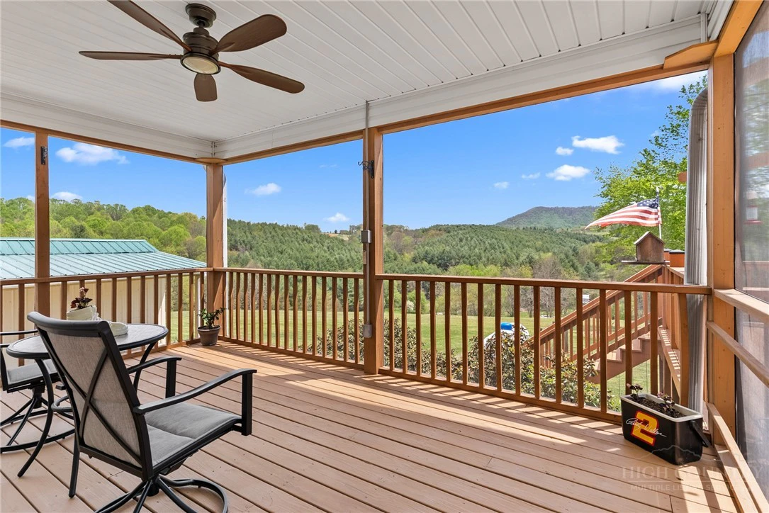 Image number 6 for the current listing