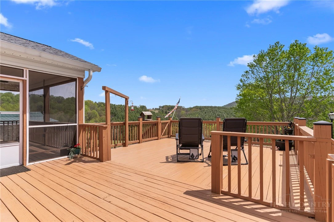 Image number 8 for the current listing