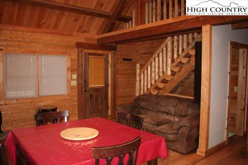 Image number 3 for the current listing