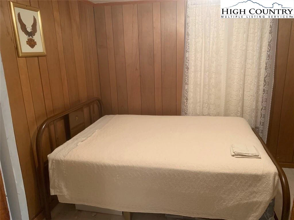 Image number 6 for the current listing