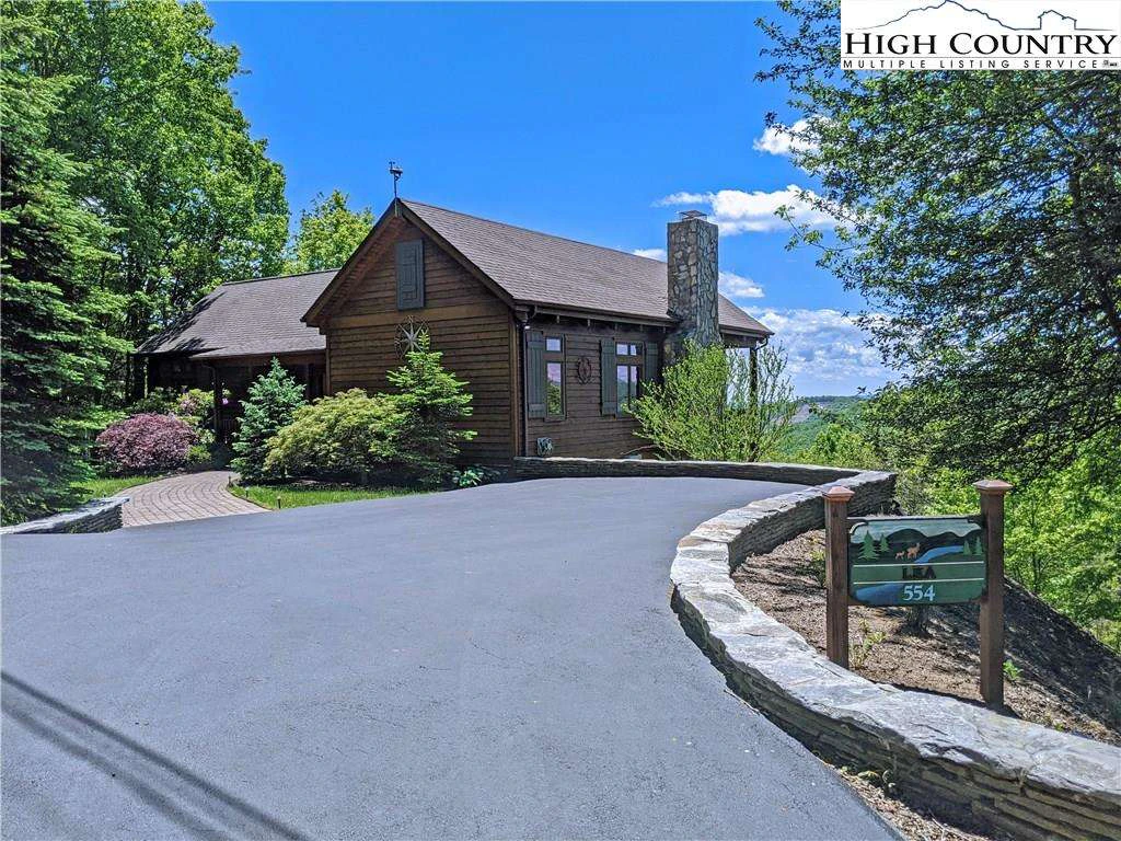 Image number 1 for the current listing