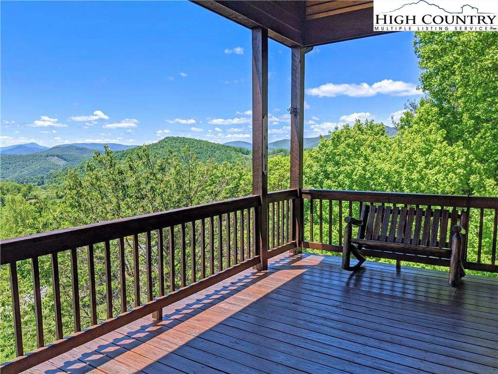 Image number 15 for the current listing