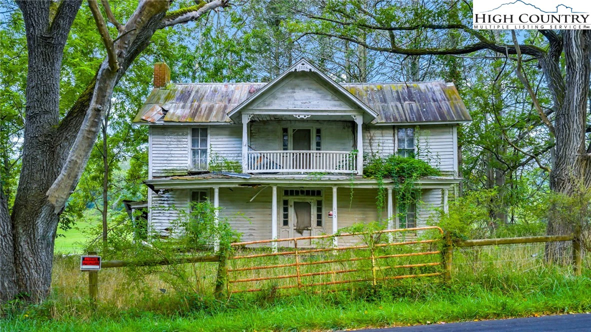 Image number 14 for the current listing