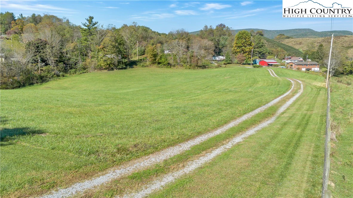Image number 19 for the current listing