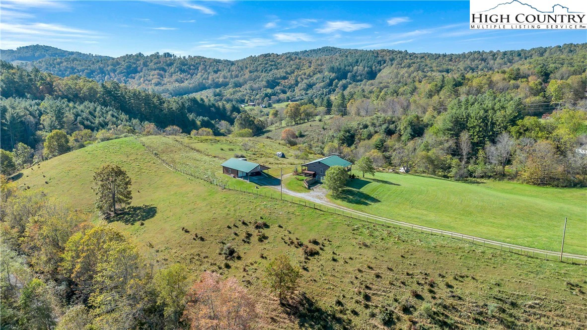 Image number 15 for the current listing