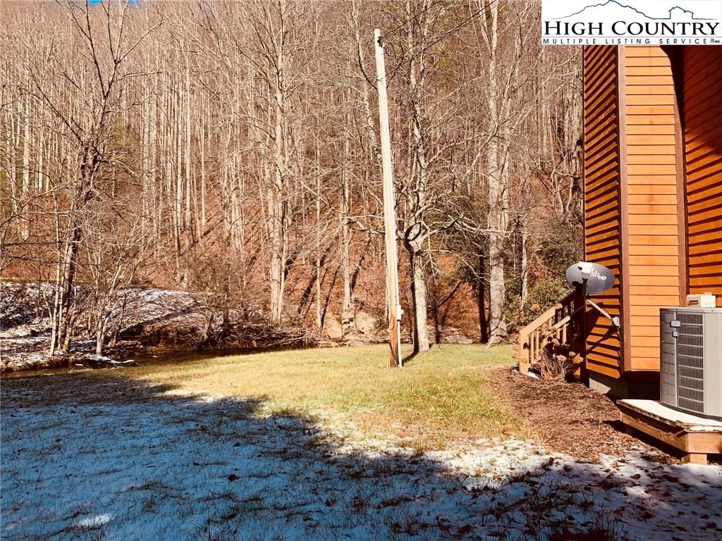 Image number 7 for the current listing