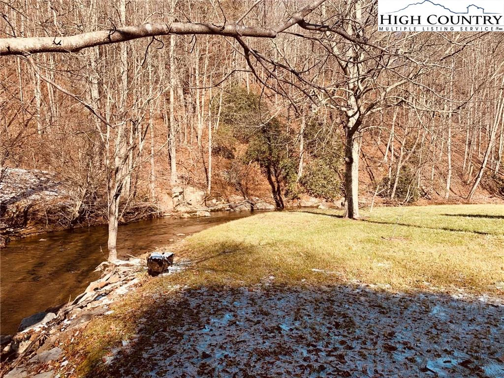 Image number 9 for the current listing