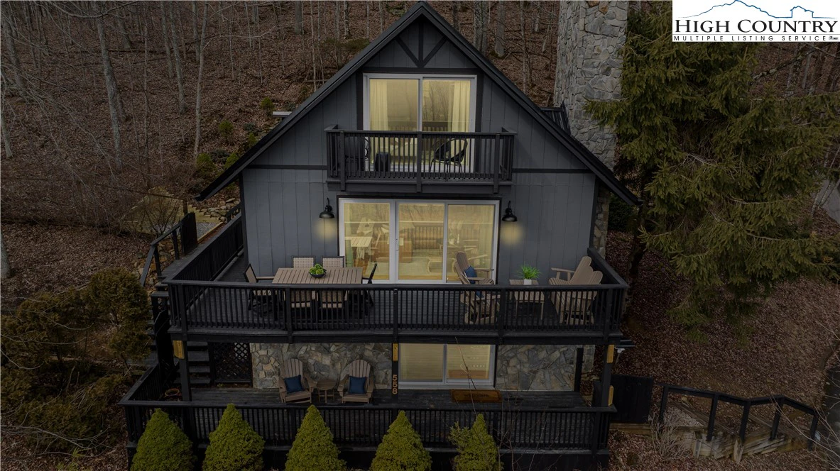 Image number 9 for the current listing