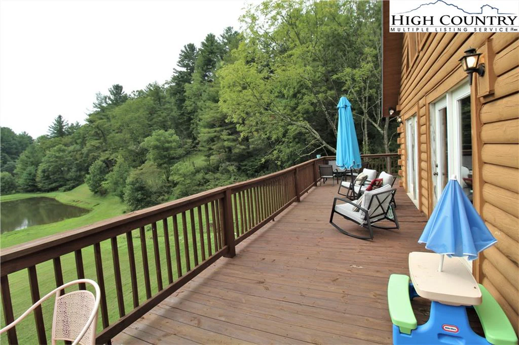 Image number 9 for the current listing