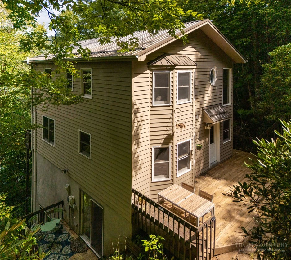 Image number 5 for the current listing
