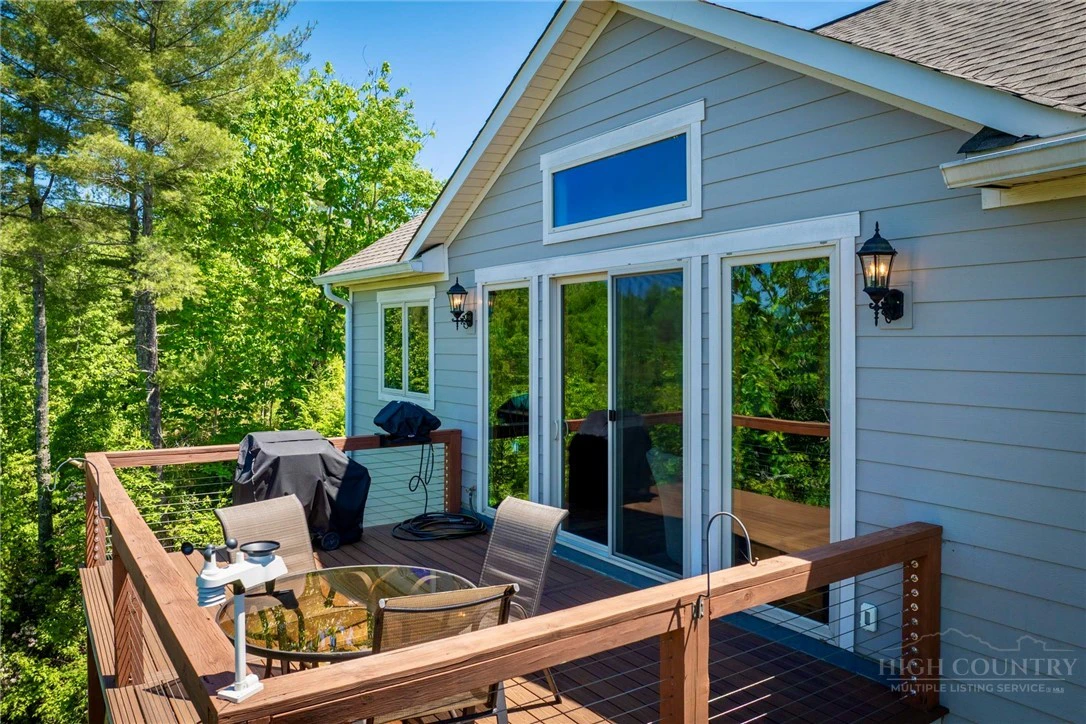 Image number 7 for the current listing