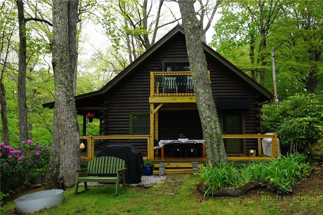 Image number 13 for the current listing
