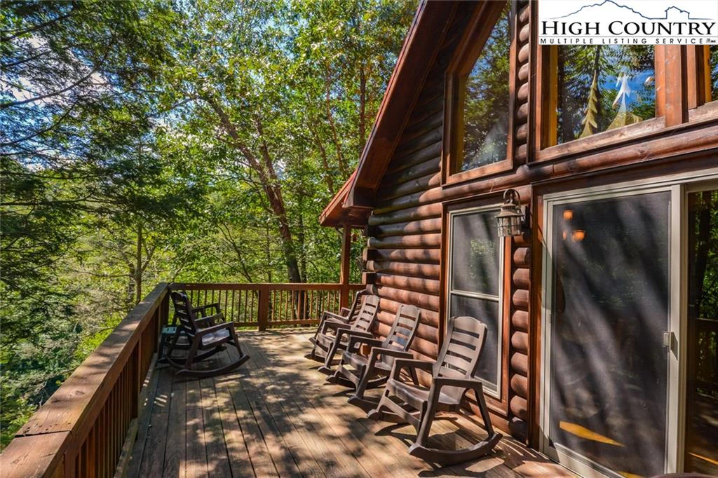 Image number 3 for the current listing