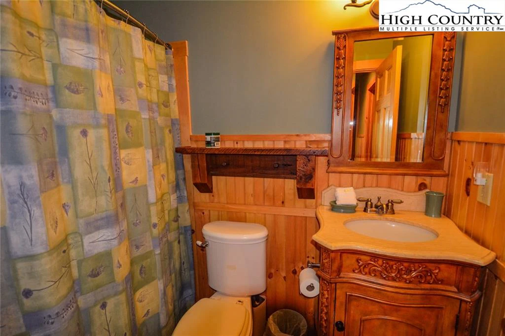 Image number 7 for the current listing