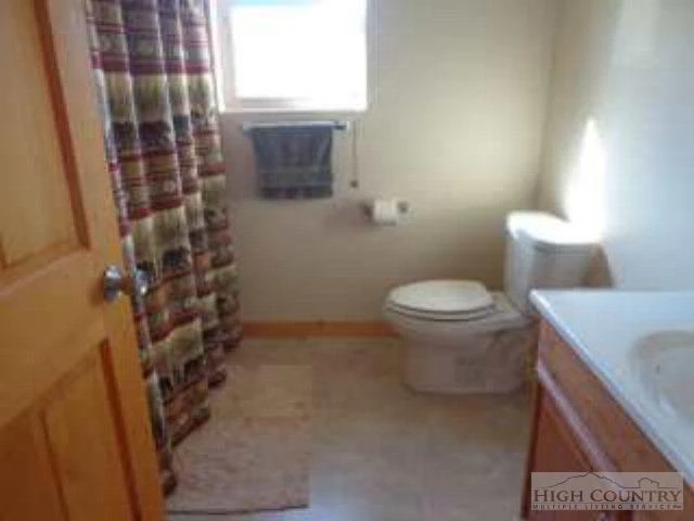 Image number 14 for the current listing