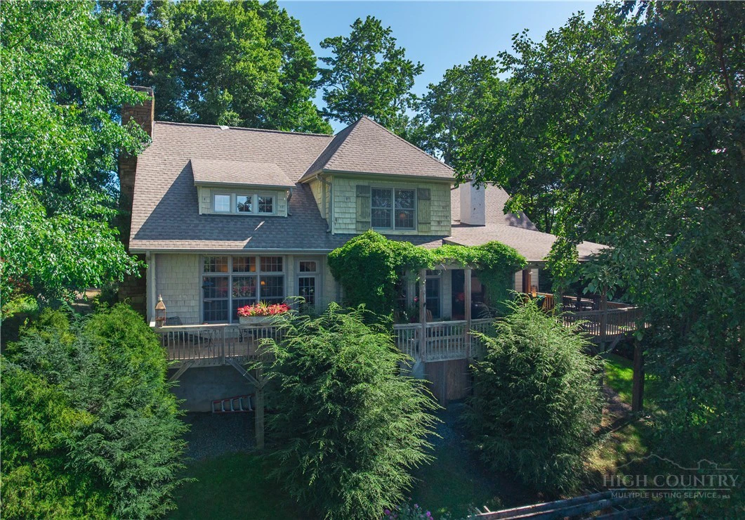 Image number 3 for the current listing