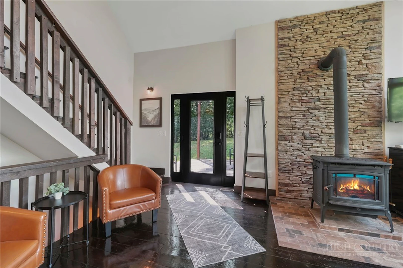 Image number 12 for the current listing