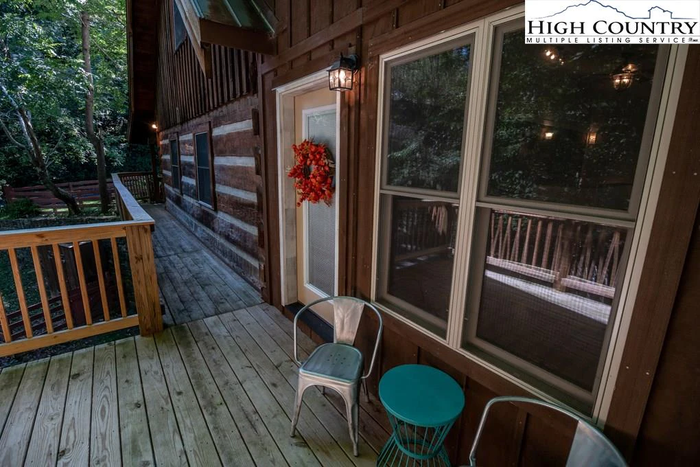 Image number 5 for the current listing