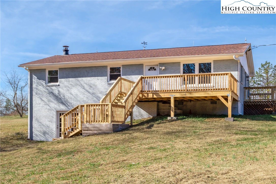 Image number 1 for the current listing