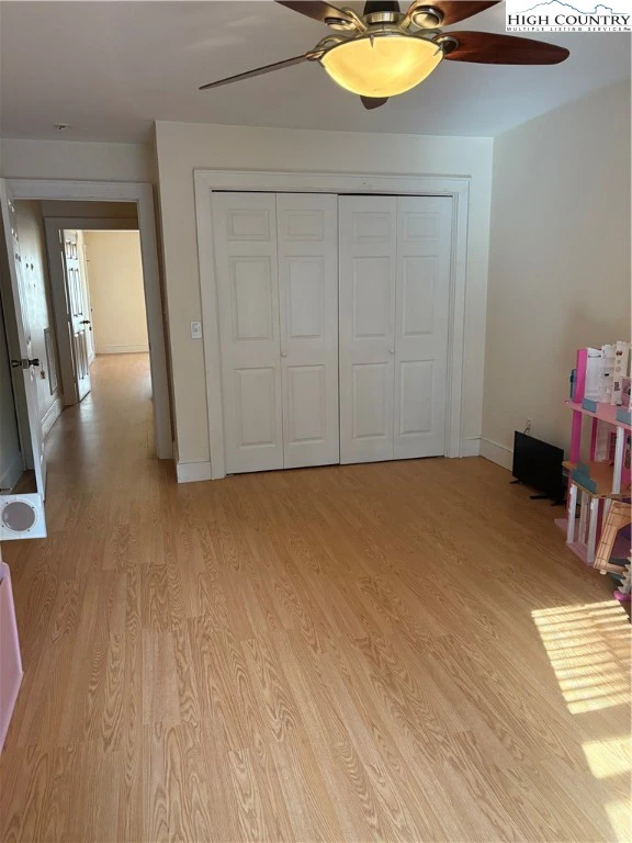 Image number 10 for the current listing