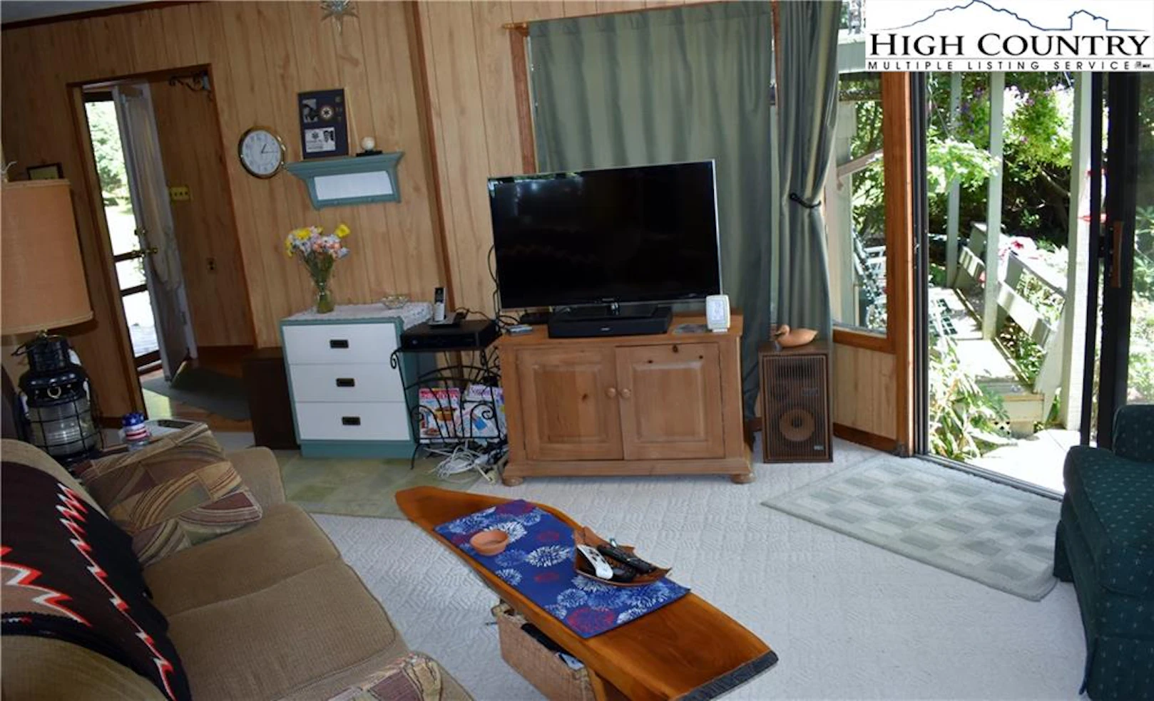 Image number 2 for the current listing