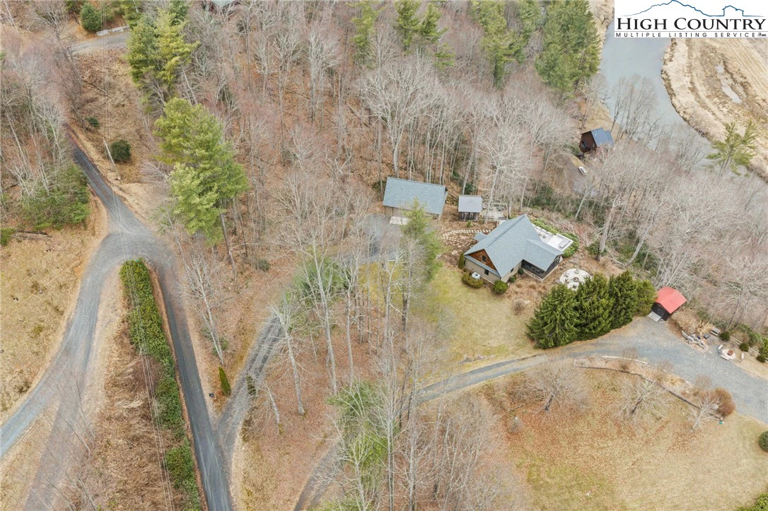 Image number 21 for the current listing