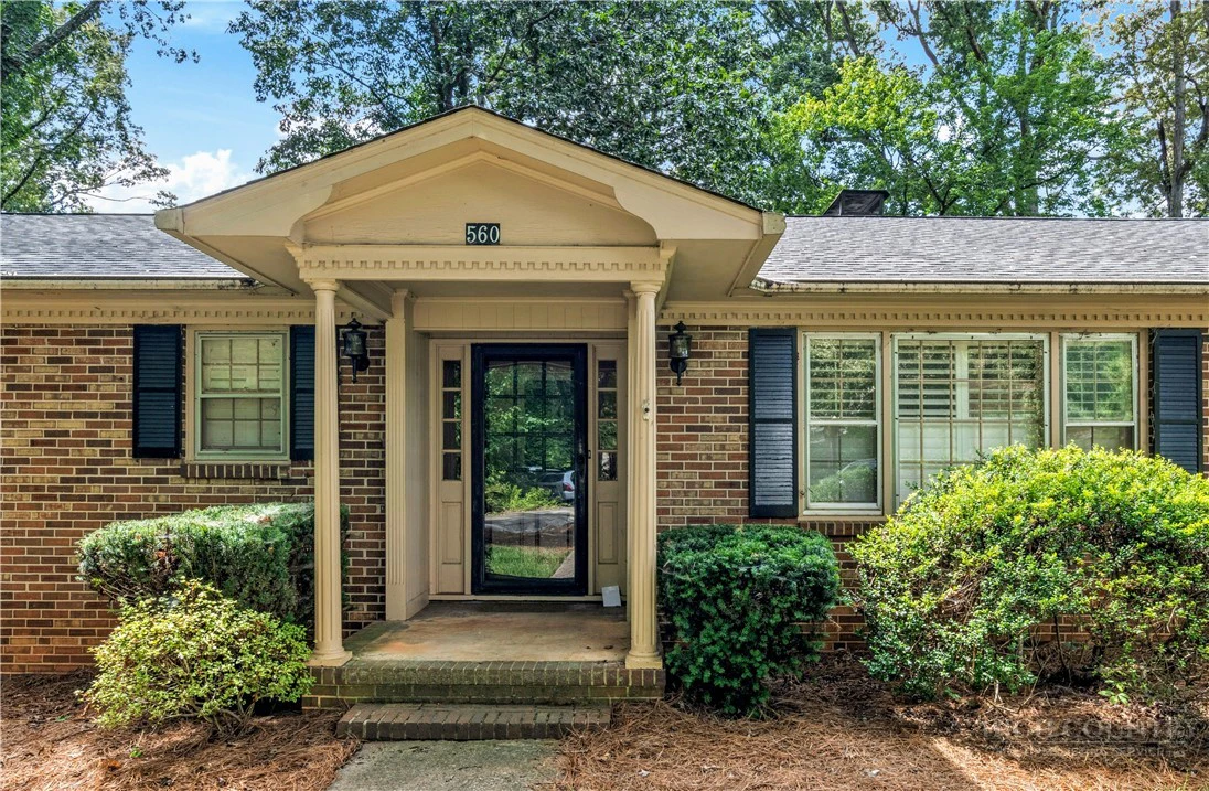 Image number 6 for the current listing