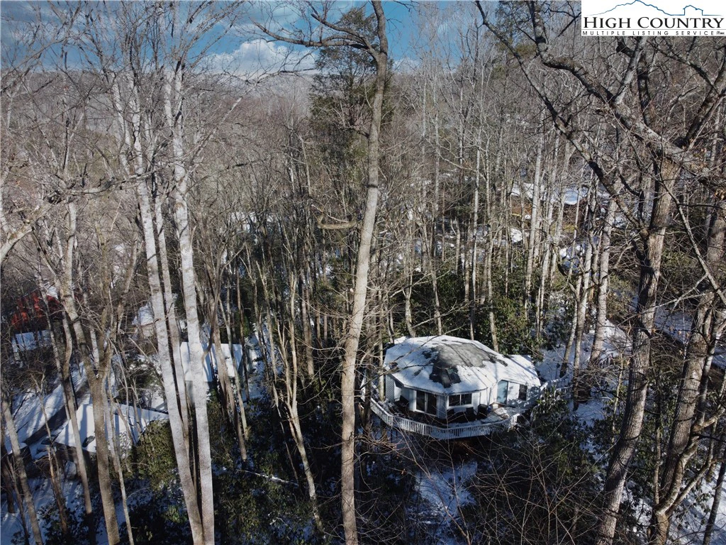Image number 18 for the current listing