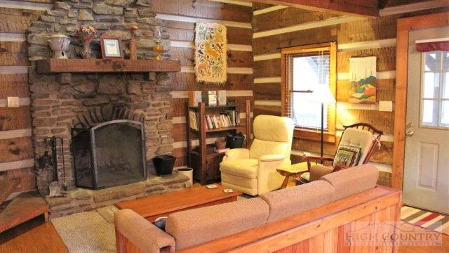 Image number 9 for the current listing