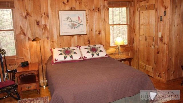 Image number 5 for the current listing