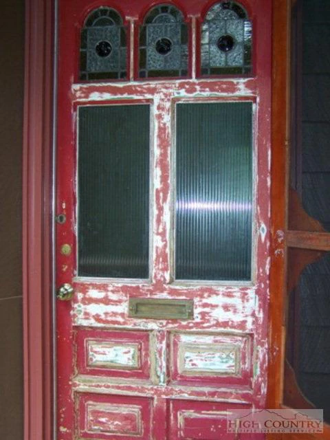 Image number 13 for the current listing