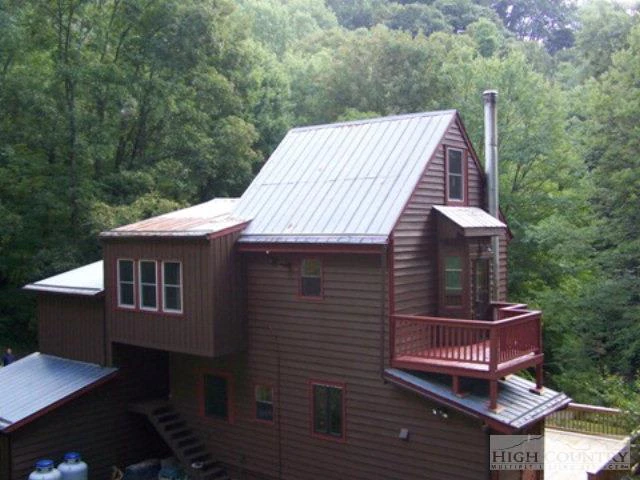 Image number 11 for the current listing