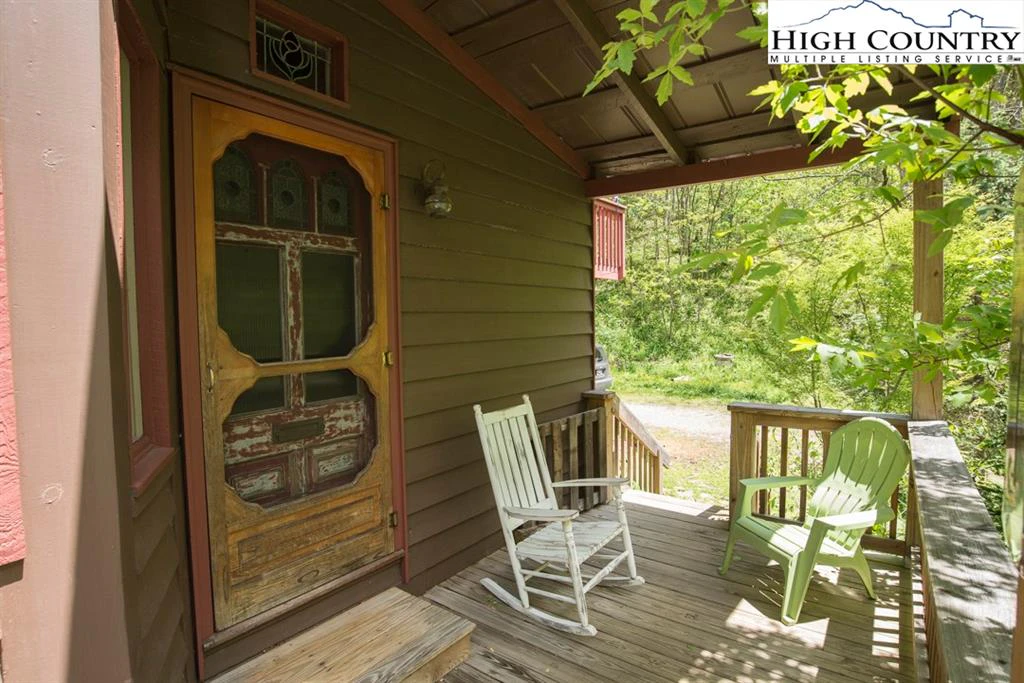 Image number 6 for the current listing