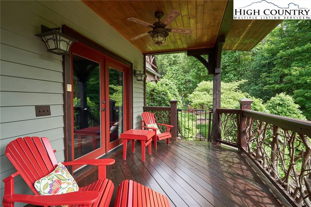 Image number 12 for the current listing